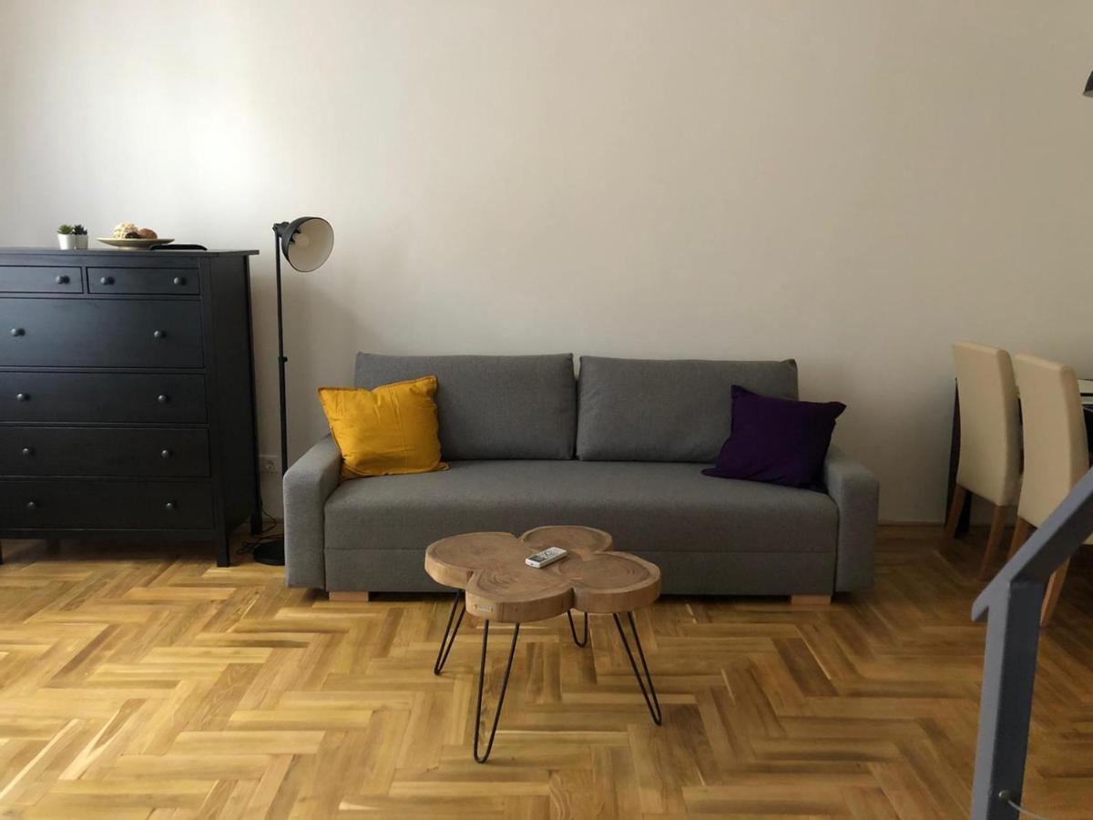 Luxury New Apartment With Gallery At Dob Street Nearby Gozsdu Court Будапеща Екстериор снимка